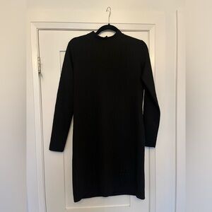 Elegant Black Long Sleeve Dress